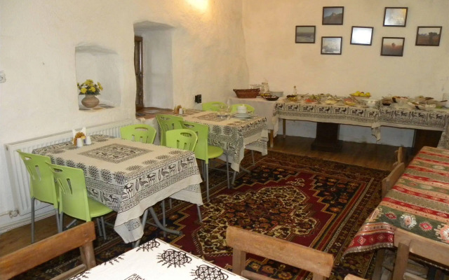 Gerdis Evi