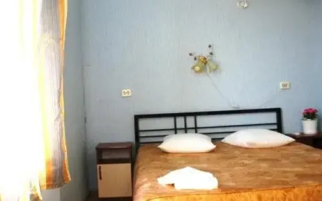 На Николаевском