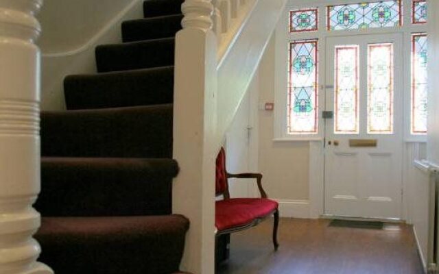 Highclere Hotel