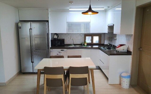 JS Residence Hotel