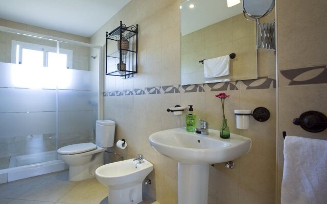 Apartamentos APR Numancia