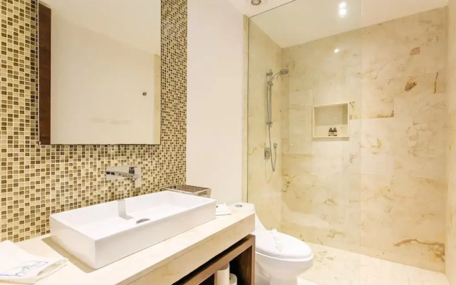 Poolfront Tulum Condo! Near Mayan Ruins & Beach by Stella Rentals