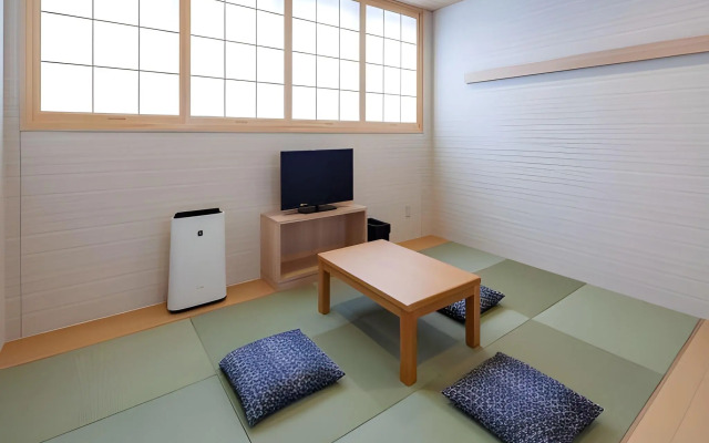 Y's Cabin & Hotel Naha Kokusai Dori