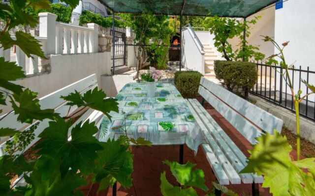Apartment Slavica Trogir/Slatine 10079