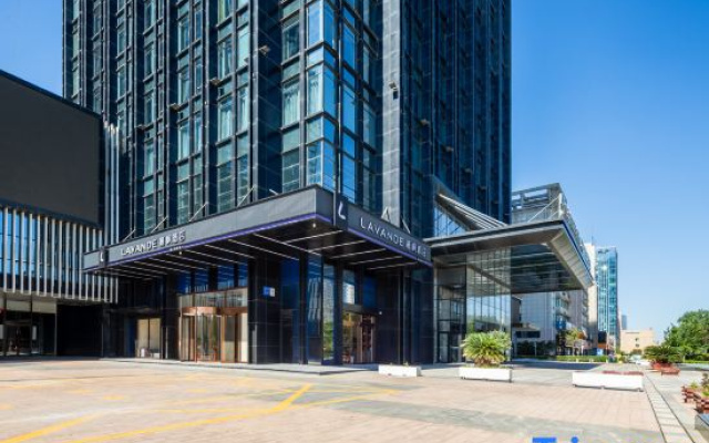 Lavande Hotel (Yantai Jinshatan Seaside Bathing Beach Branch Store)
