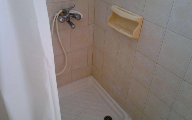 Fania Apartments