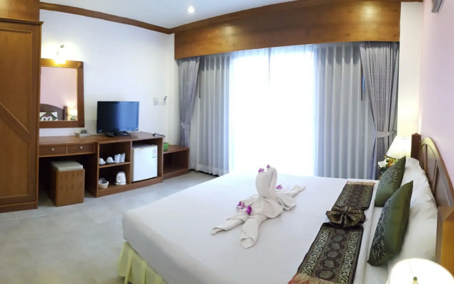 MT Hotel Patong