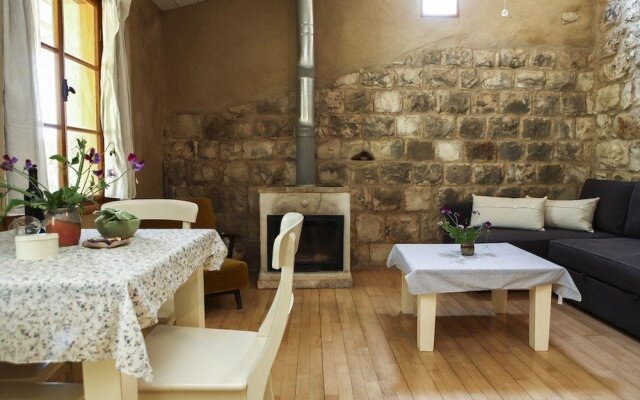 Hemdatya B&B