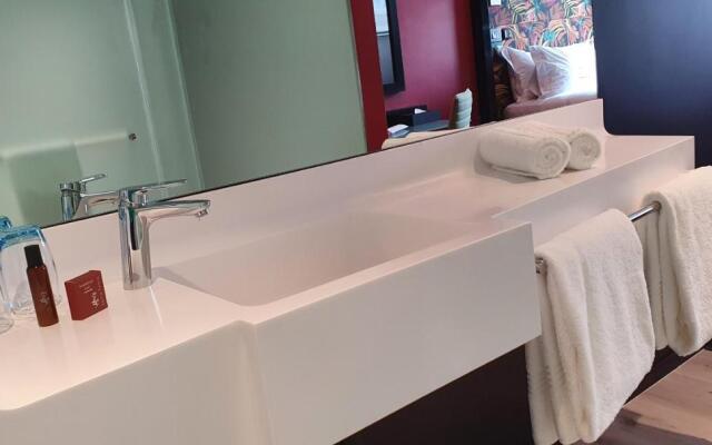 Hotel Sky Sandton