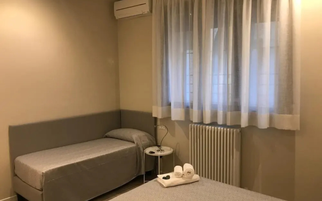 Honey Rooms
