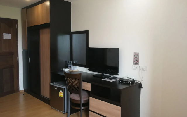 Narai Iyara Palace Lopburi