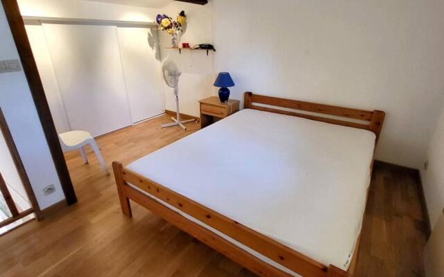 Appartement Six-Fours-les-Plages, 3 pièces, 5 personnes - FR-1-316-104