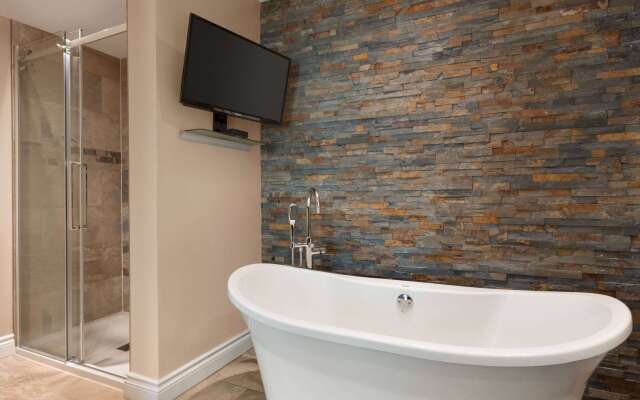 Travelodge by Wyndham Simcoe