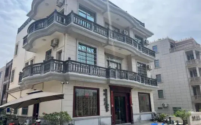 Yulai Lienan Inn