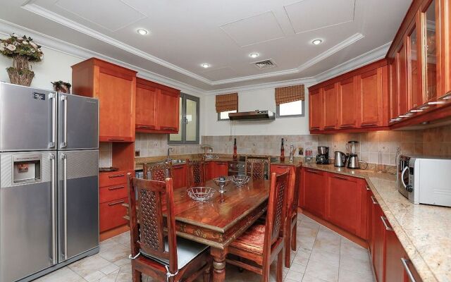 E&T Holiday Homes - Frond C Villa