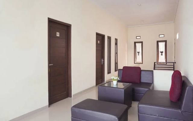 Mahameru Residence by OYO Rooms