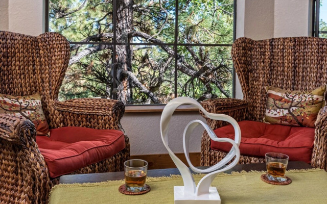 Sheridan House Inn - Adult Only