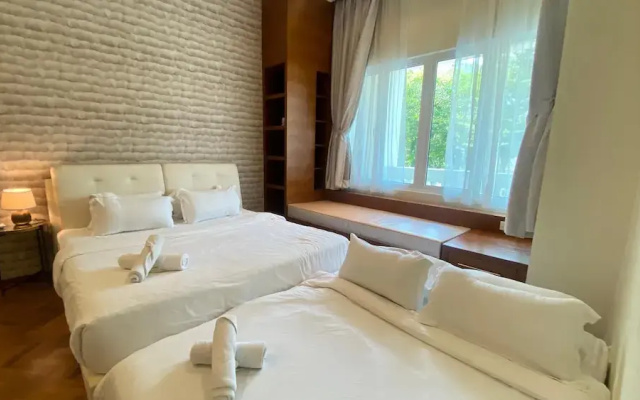 The Suites Straits Quay