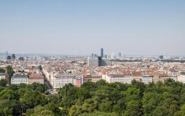 Top Of Belvedere by welcome2vienna