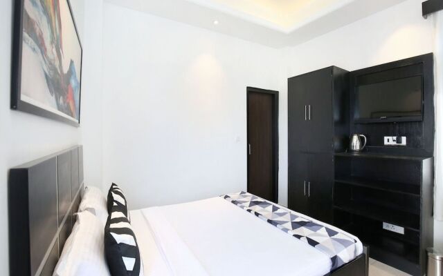 OYO 13307 Home Luxury Stay Shoghi