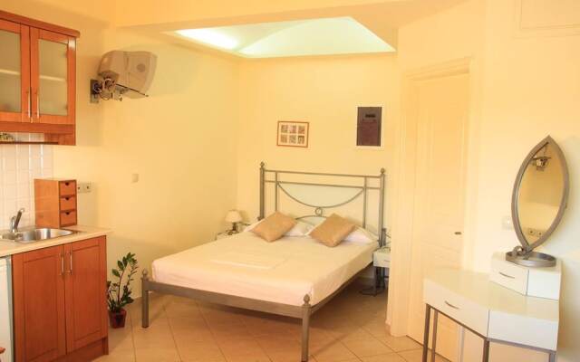 Aigiali Rooms