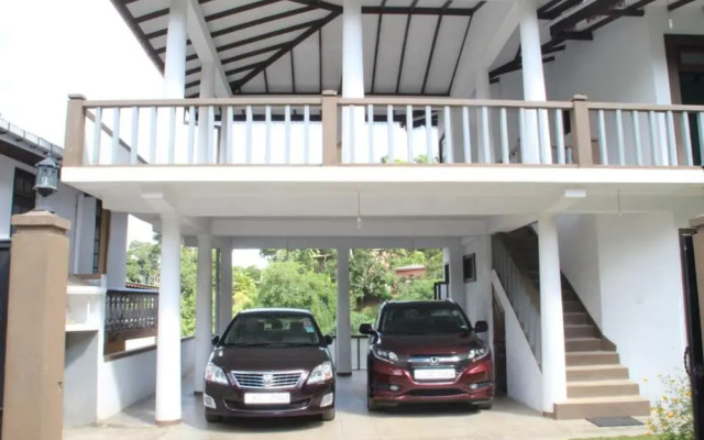 Self Cate Luxury Apartments