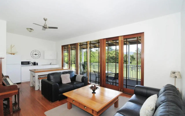 Rivermist - Luxury 6 bedrooms & 6 bathrooms!