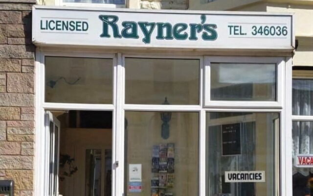 Rayners Hotel