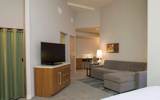 Home2 Suites by Hilton Indianapolis Downtown