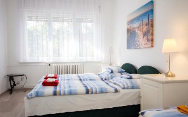 Andrássy Apartment With Free Parking