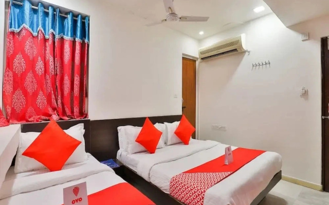 Hotel Rajshree by OYO