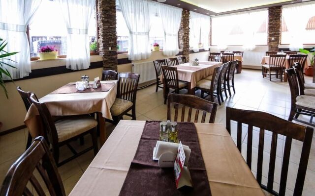 Sharkov Family Hotel