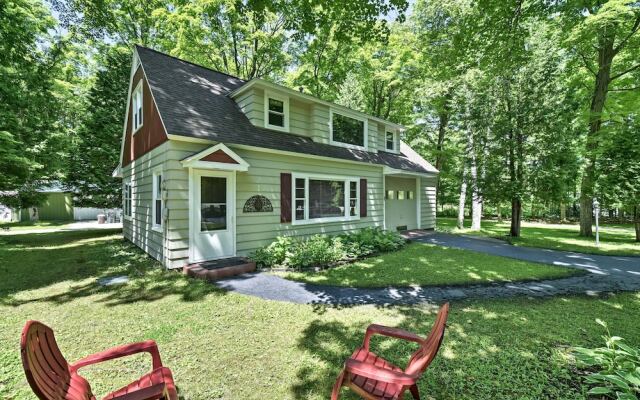 'the Carriage House:' Walk to Peninsula State Park