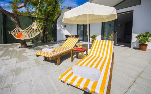 Villa Derin by Akdenizvillam