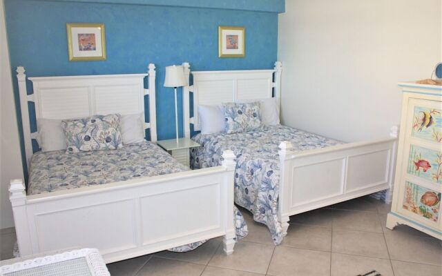 Jamaica Royale 802 - 2 Br Condo