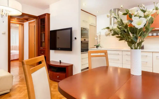 Apartment Esperanto Warsaw by Renters