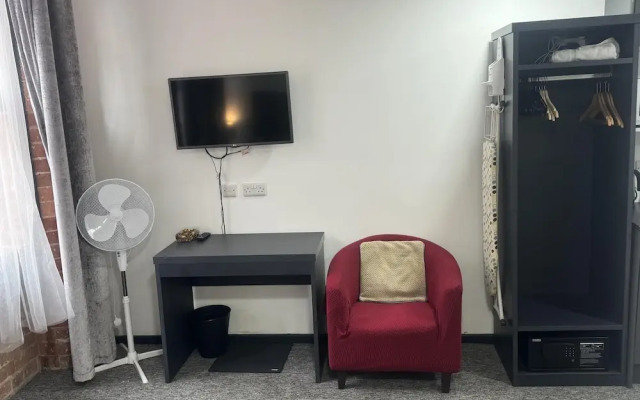 Nottingham Citycentre-studio-free Parking-wifi
