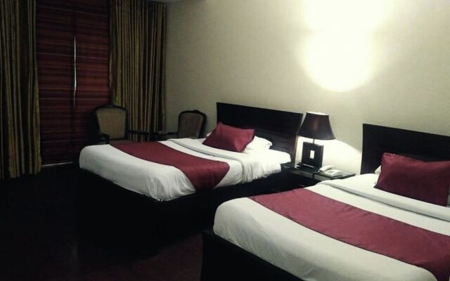 Hotel Pak Continental Hotel