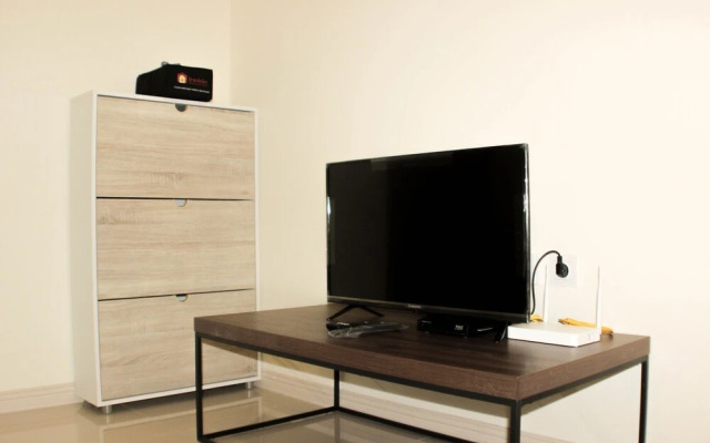 Nice And Cozy Living 2Br At Meikarta Apartment