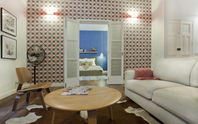 Premium Design Central Suite