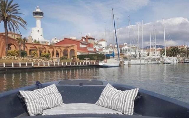 Apartamento 1ª Linea de Mar -WIFI- Aire Acondicionado