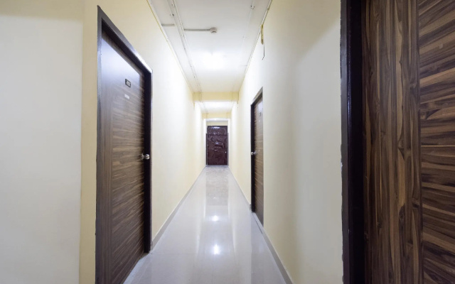 Super Oyo Flagship Prafulla Devi Guest House Near Rajarhat