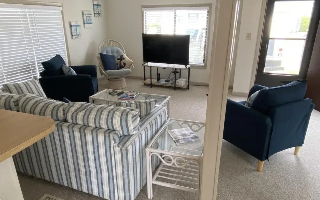 Montego Bay - South Ocean Drive 203 3 Bedroom Home by RedAwning