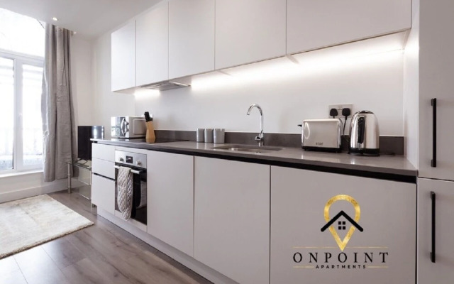 Fantastic 1 Bedroom Apt with PARKING