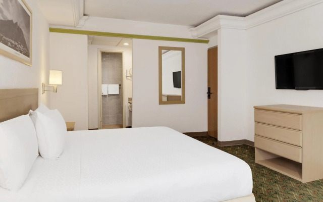 Hotel Monterrey Macroplaza