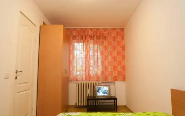 Apartament Ciresica