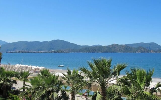 Villa PS06 by JoyLettings