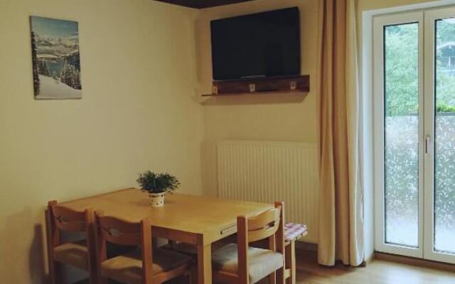 Gemütliche Wohnung 10 Minuten vom See entfernt