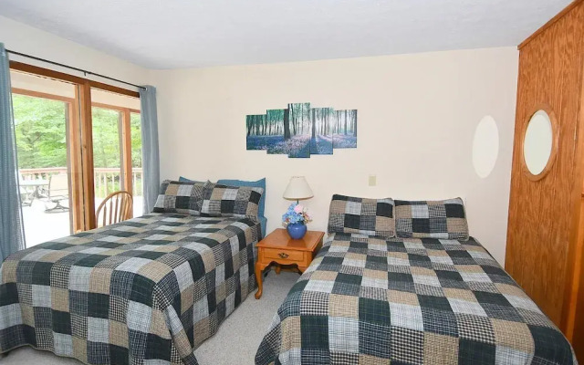 Dogwood Knoll - Wooded Escape