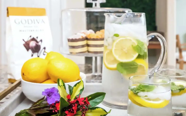 Great Escape to the Enclaves Near Disney!